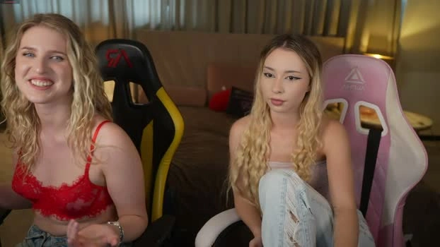 bright_diamonds_054 07-05-2026 Live Webcam bigboobs kissing