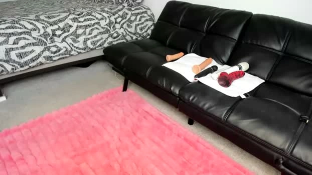 carrieann6995 08-05-2026 Live Webcam kissing gag