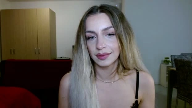 anyamurr 10-05-2026 Live Webcam strip wet