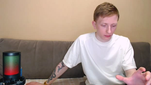 julsweet 11-05-2026 Live Webcam Video strip