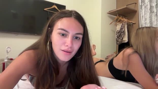 graciesmith27 13-05-2026 Live Webcam legs tits
