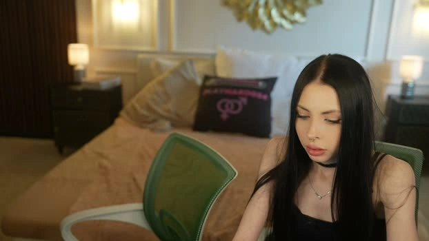 bright_diamonds_054 14-05-2026 Live Webcam horny striptease