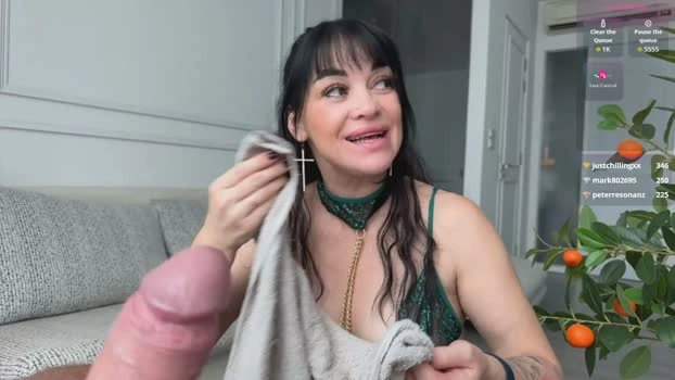 hella_hardcor 17-05-2026 Live Webcam kissing deepthroat