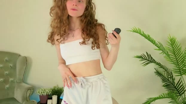 mila_stain 17-05-2026 Live Webcam fuckme oral