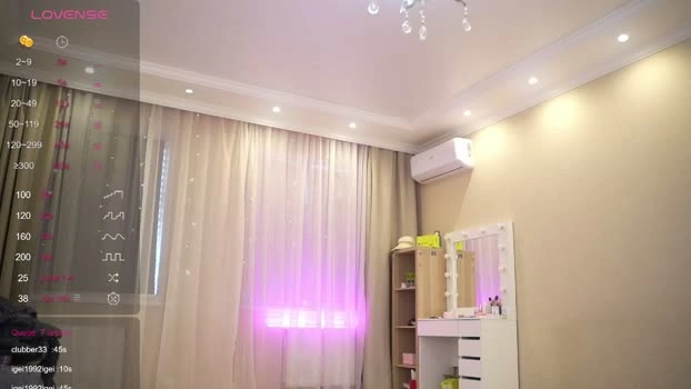 queenelia 17-05-2026 Live Webcam dirty analsex