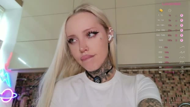2badforyou 18-05-2026 Live Webcam Wet analtoy