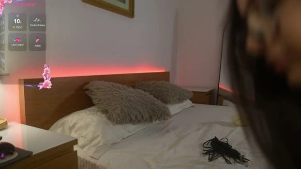 emma_layla 17-05-2026 Live Webcam ass beauty