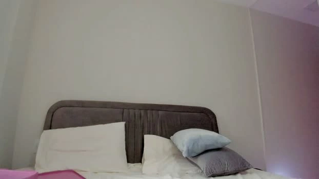 yourbonie 17-05-2026 Live Webcam suckshow kissing
