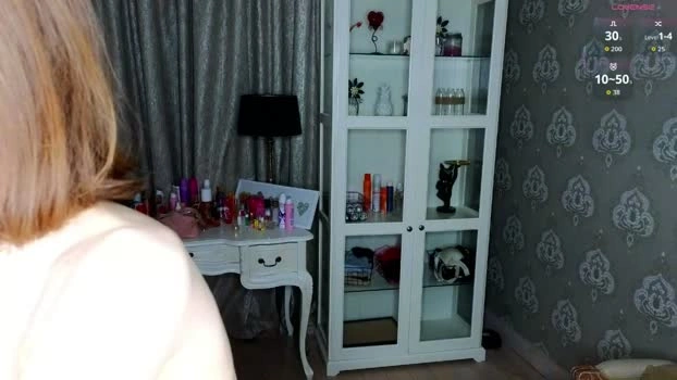 bluuemarine 20-05-2026 Live Webcam boobs deep