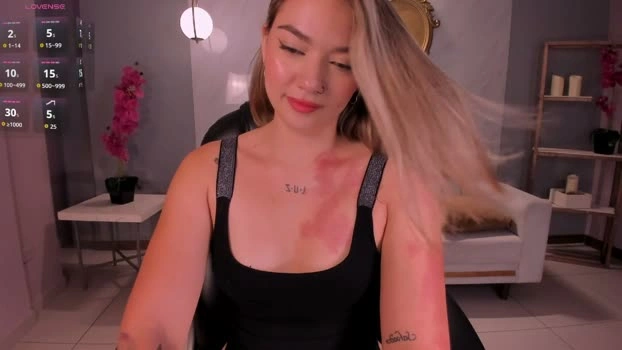 haleygreenx 21-05-2026 Live Webcam Video strip