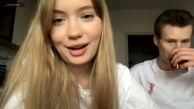 kira_saning1 22-05-2026 Live Webcam play hot
