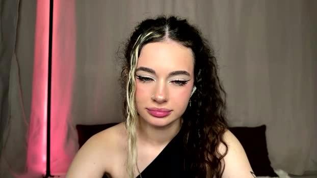 moonfaairy 21-05-2026 Live Webcam suckshow bj-dildo