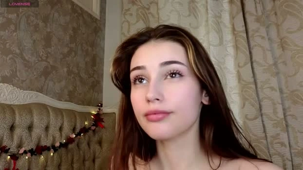 lovepilll 24-05-2026 Live Webcam boobs suck