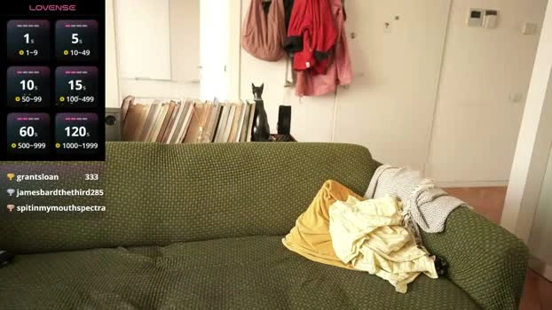 venus_in_jeans 25-05-2026 Live Webcam analtoy bigcock