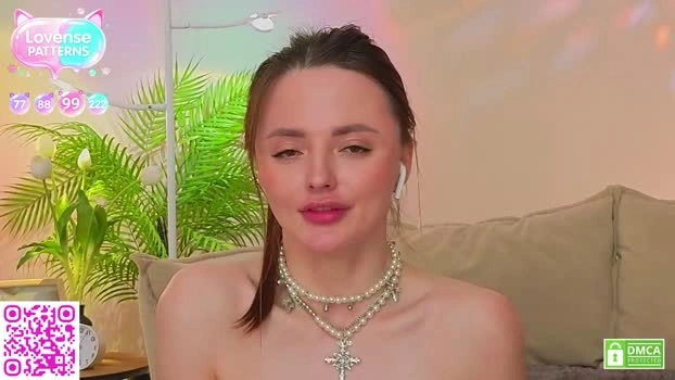 oliviakis 26-05-2026 Live Webcam lovense kinky