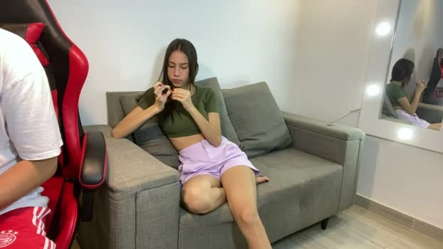littlemegancouple 28-05-2026 Live Webcam bigtoys play