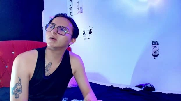 husbands_horny 29-05-2026 Live Webcam natural fingers