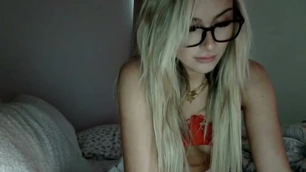 xoxolala32 29-05-2026 Live Webcam spank bigboobs