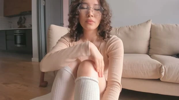 yours_meyy 30-05-2026 Live Webcam strip lickpussy