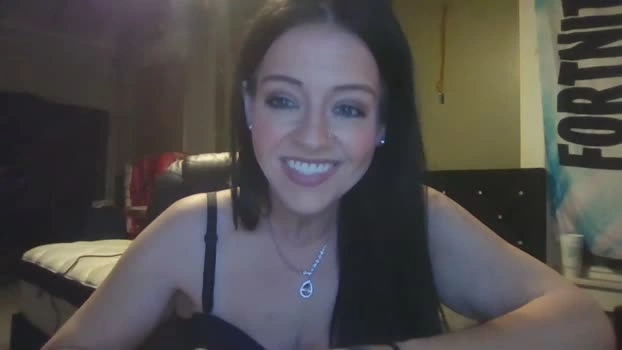 loveashlii 02-06-2026 Live Webcam play cute