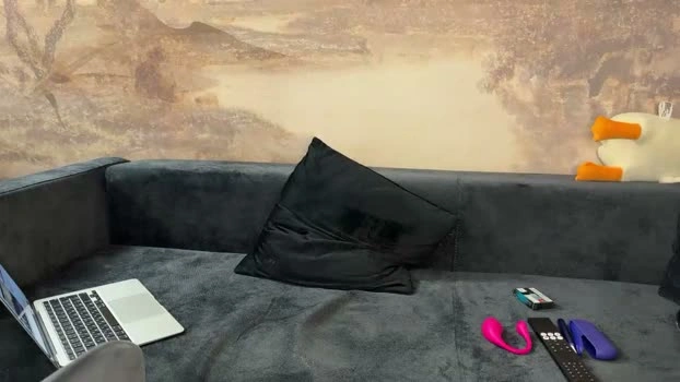 luis7777hui 01-06-2026 Live Webcam nude fuck