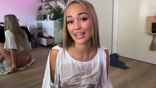 luvlivvyy 02-06-2026 Live Webcam fuckhard lickpussy