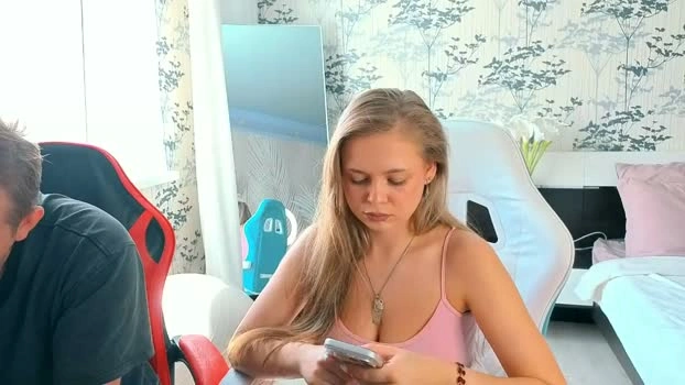 art_cam_ 05-06-2026 Live Webcam fingering deep