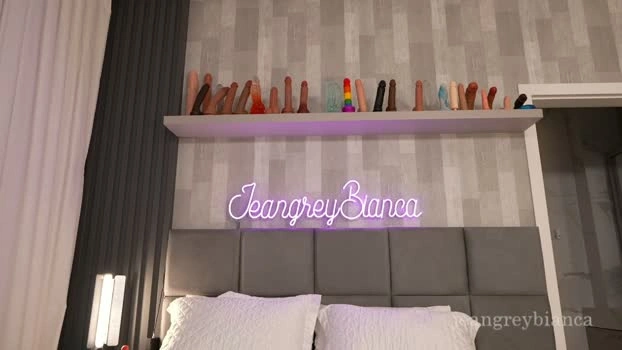 jeangreybianca 04-06-2026 Live Webcam wet toys