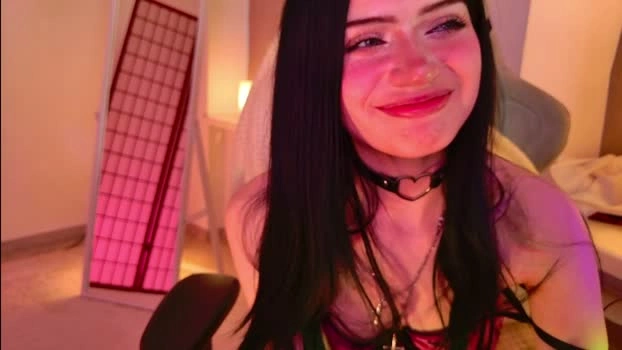 dark_diva 06-06-2026 Live Webcam Download amateur
