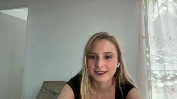 ellykeyofficial 05-06-2026 Live Webcam orgasm sex