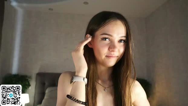 auroralowen 07-06-2026 Live Webcam bigtoys analsex