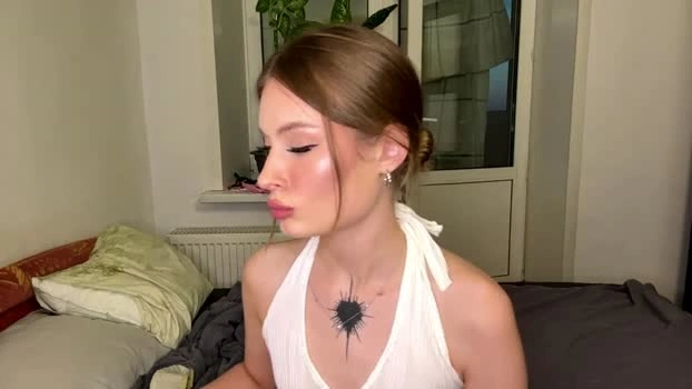 _freedom_couple_ 08-06-2026 Live Webcam kissing dirty