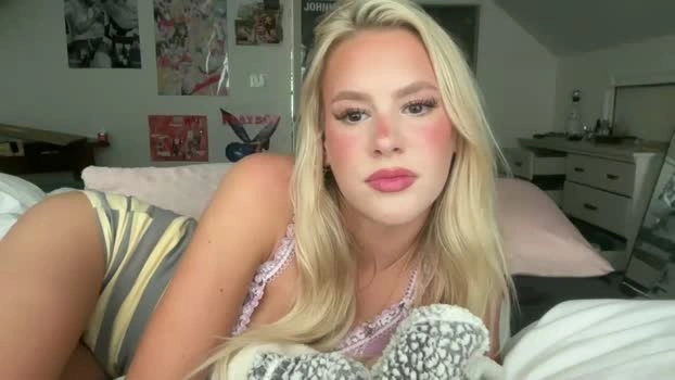 bella_christian 08-06-2026 Live Webcam playtime sexy