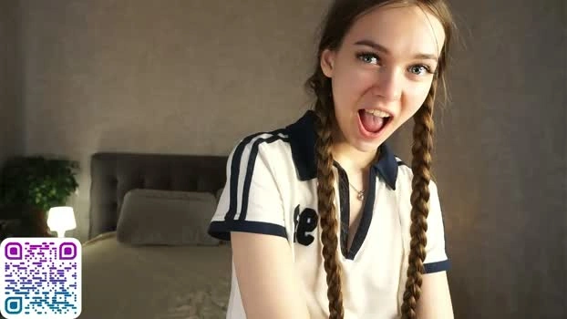 auroralowen 10-06-2026 Live Webcam fuckhard orgasm