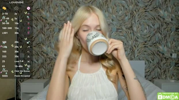 eshcka 10-06-2026 Live Webcam kinky toys