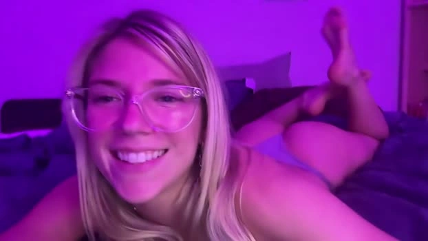 oliviahansleyy 10-06-2026 Live Webcam tits legs