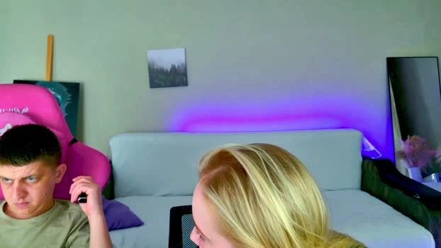 shawty_miia 09-06-2026 Live Webcam fuckme kissing