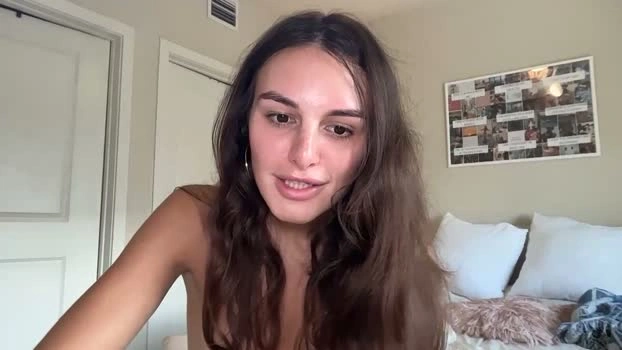 graciesmith27 10-06-2026 Live Webcam kiss gag