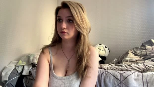 mia_livy 13-06-2026 Live Webcam sucktits amateur