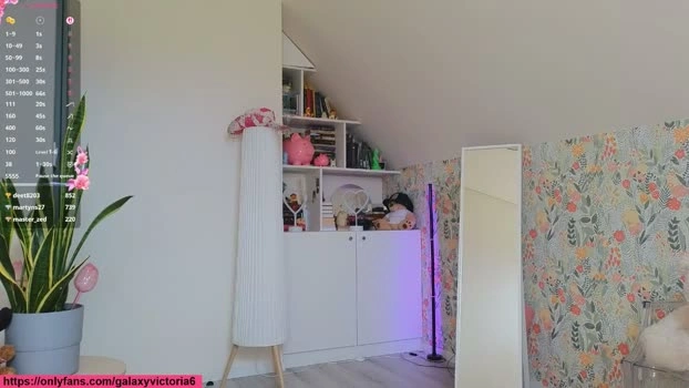 brilliantvictoria 14-06-2026 Live Webcam fuckher hard