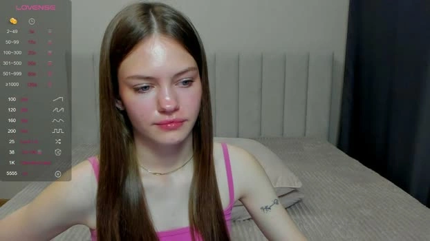 do_dick 14-06-2026 Live Webcam fingers boobs