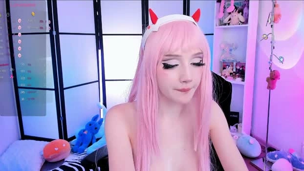 milkycute 15-06-2026 Live Webcam natural hard
