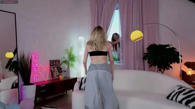 pinkadele 15-06-2026 Live Webcam bigcock toy