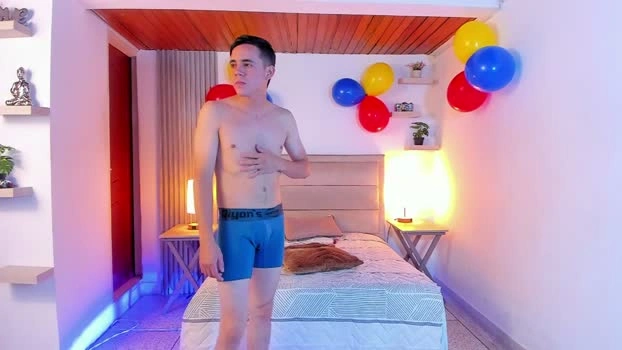 dolls_wallen 18-06-2026 Live Webcam fuck hardcore