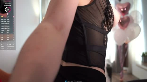 lynnalltop 18-06-2026 Live Webcam beautiful spanking