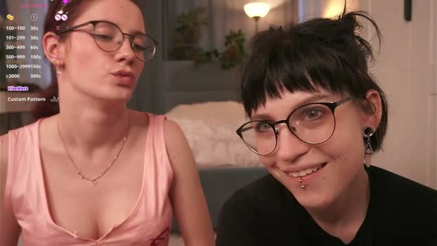 little_poetry 22-06-2026 Live Webcam beautiful lick