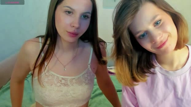 leylalin 27-06-2026 Live Webcam tits kissing