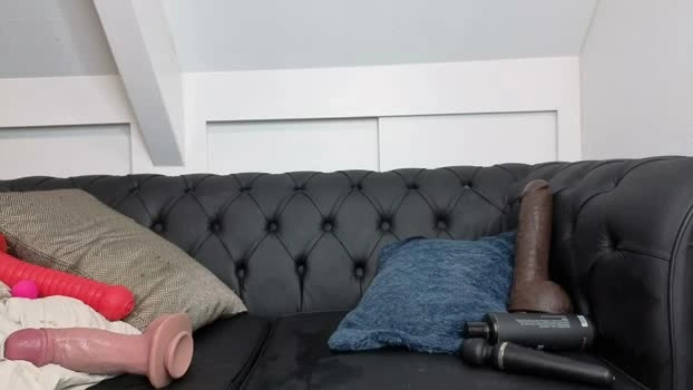 siswet19 28-06-2026 Live Webcam beautiful analtoy