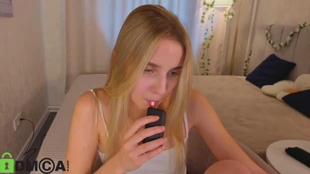 lina_reeds 30-06-2026 Live Webcam oral fingers