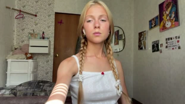 dianafrisky 02-07-2026 Live Webcam bigtoys Webcam